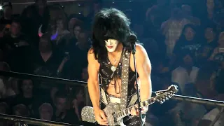 Kiss - Love Gun - Kiss Rocks Vegas Residency