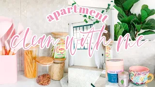 Clean my Apartment with Me: Cleaning Motivation | Roxy James #cleaning #clean #cleanwithme