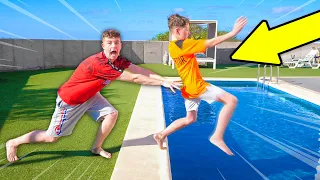 7 Ways to PRANK Your Little Brother on HOLIDAY!!