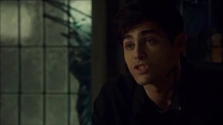 Shadowhunters 3x15 | Alec is letting Maia go