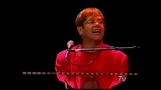 Elton John - I Don't Wanna Go On With You Like That - Santiago 1995 (Upgraded Audio)