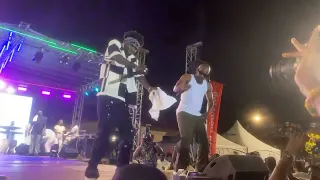 Mr Drew Dancing Skills that got the Crod shouting and challenge Kuami Eugene to Battle with Him