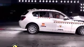 ► 2012 BMW 1-Series CRASH TEST