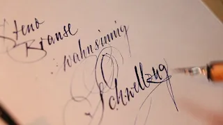 Schreiben mit der Feder. Kalligrafie Tutorial mit Tanja Leonhardt.