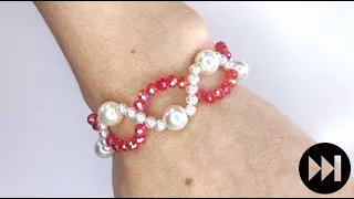 Pulsera de perlas y cristales rojos en versión rápida