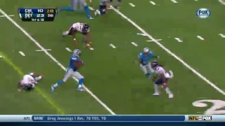 Reggie Bush blows by Bears