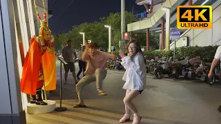 Monkey King funny pranks in China.