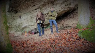 Bushcraft with a newbie 🥶 her first winterovernighter - ❄️3 days Winterbushcraft🌲Vanessa Blank