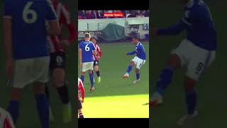 Goal of the season contender from Youri Tielemans vs Brentford ⚽️🚀  #shorts #footballshorts