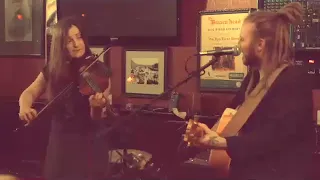 LIVE DUBLIN SESSION IRELAND  - Maidhe Dainin O’Shea:An Bothar ó Thuaidt go Trá