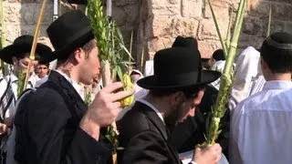 Israeli Jews celebrate Sukkot in Jerusalem