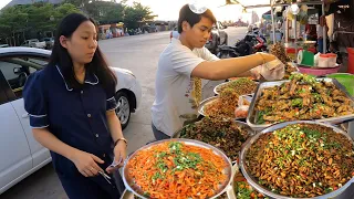 Most Popular Cambodian Street Food, Delicious Exotic food, Fried Crickets, Frog, Fish & More