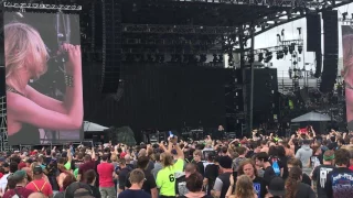 ROCK ON THE RANGE 2017  The Pretty Reckless   Like A Stone (Audioslave Cover)