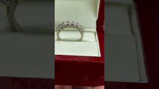 Кольцо белое золото бриллианты