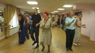 Румынский танец "Орешек" (alunelul). Танцевальный вечер студий "Кураж" и "Винтаж" в КЦ "Интеграция"