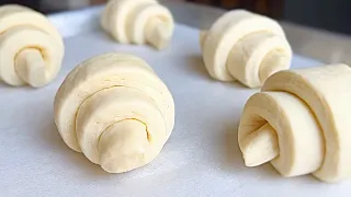 How to make CROISSANTS at home | A Step by Step Guide VIENNOISERIE