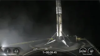 Touchdown! SpaceX lands booster after launching Starlink batch