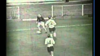 1967 (April 15) England 2-Scotland 3 (EC Qualifier).avi