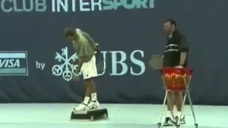Роджер Федерер на тренировке урок теннис офп