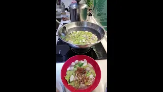 Auntie Siew Siew 美味秀 MCO Day 495_菠菜面粉糕 Spinach Mee Hoon Kueh