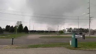 Video shows tornado moving through Gaylord, Michigan on May 20, 2022