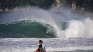 Puerto Escondido Wipeouts