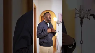 Que ce chant Monte ici du psalmiste @daniel_banam Vous rapproche du père! 🙌🕊️ (@e.l.i)