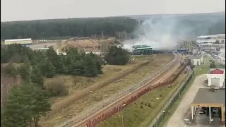 frontera de Polonia Bielorrusia 17/11/2021 multitud en el puesto de control para entrar en Polonia