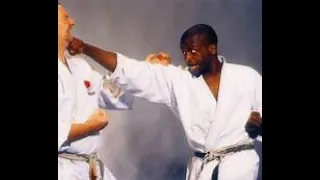 OLD SCHOOL KARATE CLASS: PUNCHING TECHNIQUE