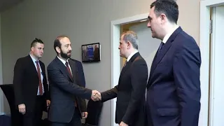 Friedensgespräche zwischen Armenien und Aserbaidschan