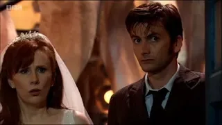 Doctor Who - The Runaway Bride - Donna Noble Opens the TARDIS Doors