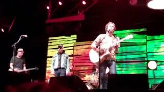 "Sittin' on the Dock of the Bay" Jack Johnson & Amos Lee @ Gorge Amphitheatre, WA