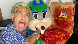 DO NOT ORDER CHUCK E CHEESE PIZZA AT 3AM!! (HE CAME AFTER US!!)