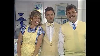 Hale & Pace - Advertising Land Song