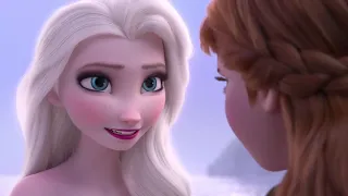 Warum gefriert Elsa in Frozen 2 zu Eis?