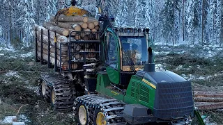 John deere 1210G | kuormaus ja purku | Logging in finland