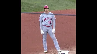 Shohei Ohtani telling Gallego not to send him home!