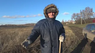 Местный житель затерянной деревни Гаи на Дону...