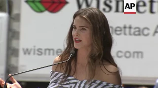 Keri Russell joined by 'Felicity' and 'The Americans' co-stars for her Walk of Fame induction