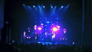 Group Love- Close Your Eyes and Count to 10 (Live @ the Moore Theater)