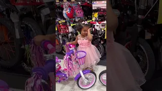 Crazy Cycle Lover |Cycle Rider|kids Cycle #shorts #cycle#babygirl #cutecircle #babyvideo #babygirl