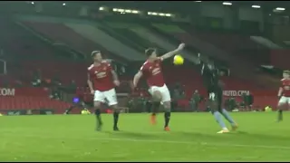 Eric Bailly (Manchester United) last minute block against Aston Villa.