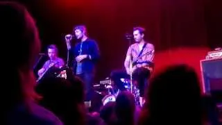 Hands Like Houses - Torn (Natalie Imbruglia Cover) [Rio Theatre May 10, 2014]