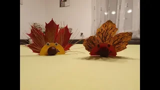Autumn / Decoration crafting with children: cute hedgehogs with leaves and chestnut