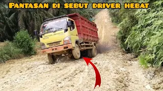 Pantasan Di Sebut Driver Hebat, Melihat Jalan Exstreme Begini, Driver Nya Tidak Gentar Melintas