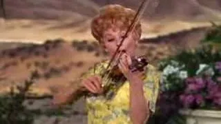 Lucy plays Jack Benny's violin