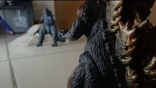 Legendary Godzilla vs hesei burning Godzilla, stop motion