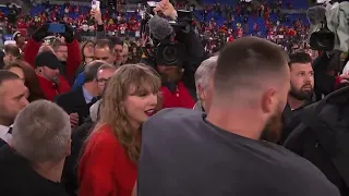 Cameras Caught Travis Kelce, Taylor Swift Sharing Celebratory Kiss on Field After Chiefs’ Win