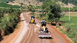 Province Road Build with the Best Processing Grader SDLG  & LIUGONG Activities for Spreading Gravel