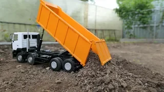 Действующая модель МАЗ 6516 на р/у в масштабе 1:43